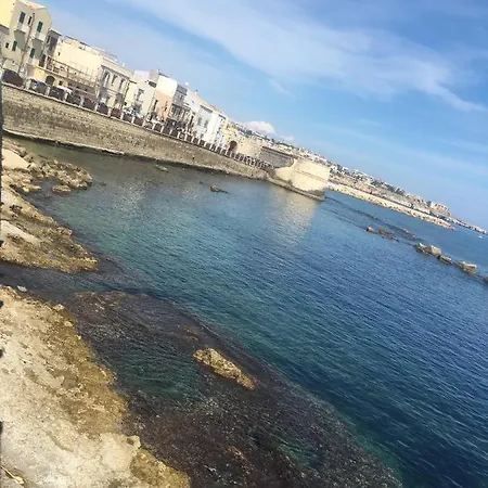 Spiraglio فندق مبيت وإفطار سيراكوزا